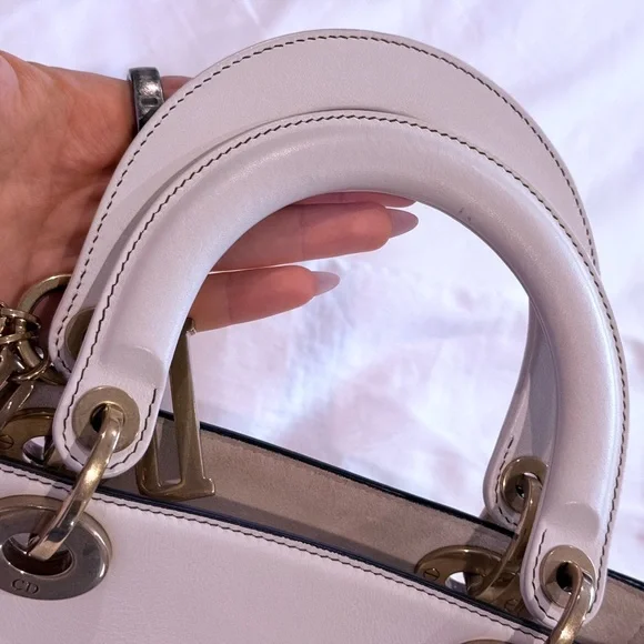 Dior Lady D-Lite Bag – Limited Edition “Vive L’Amour” by Niki de Saint Phalle - Picture 9 of 12